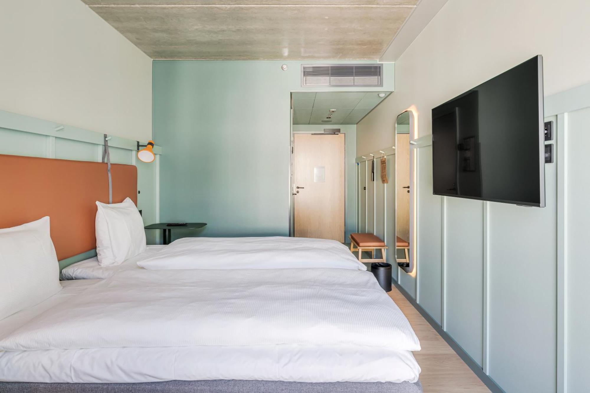 Comfort Hotel Helsinki Airport Вантаа Екстер'єр фото