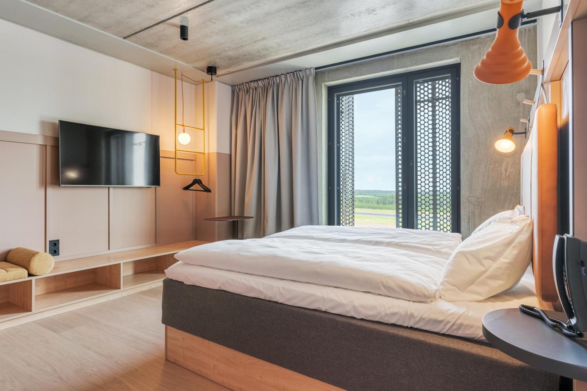 Comfort Hotel Helsinki Airport Вантаа Екстер'єр фото