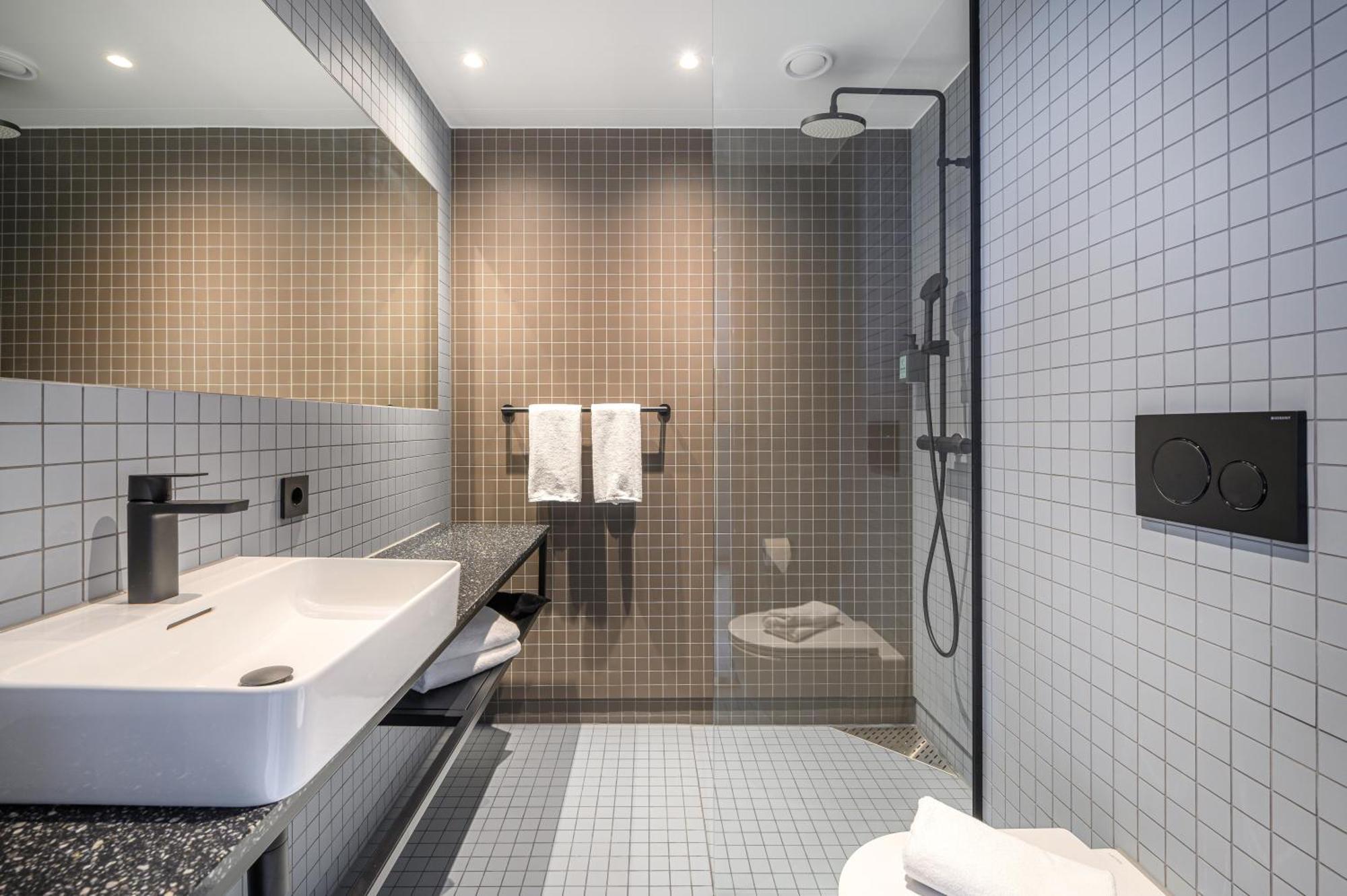 Comfort Hotel Helsinki Airport Вантаа Екстер'єр фото